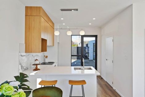 Photo of property in 5c Ainsdale Place, Manurewa, Auckland, 2102