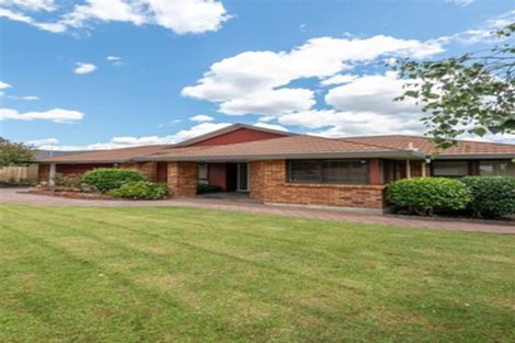 Photo of property in 15 Currell Way, Somerville, Auckland, 2014