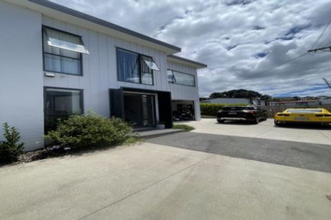 Photo of property in 38c Links Road, New Lynn, Auckland, 0600