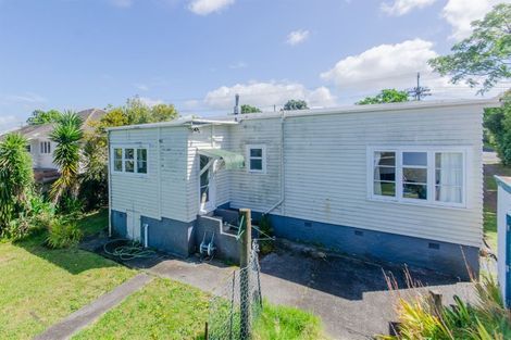 Photo of property in 72 Taikata Road, Te Atatu Peninsula, Auckland, 0610