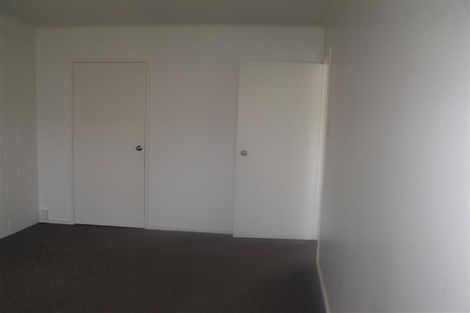 Photo of property in 2/7 Phillips Place, Havelock North, 4130