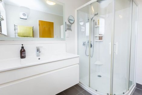 Photo of property in 60 Brentwood Street, Trentham, Upper Hutt, 5018