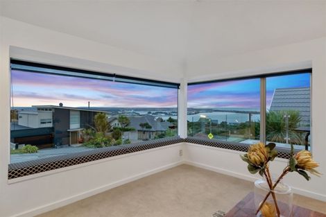 Photo of property in 9 Assisi Street, Mount Pleasant, Christchurch, 8081
