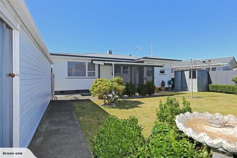 Photo of property in 72 Alexander Avenue, Onekawa, Napier, 4110