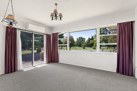 Photo of property in 235 Kenilworth Road, Mayfair, Hastings, 4122