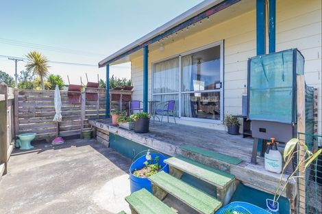 Photo of property in 97 Koputara Road, Himatangi Beach, Foxton, 4891