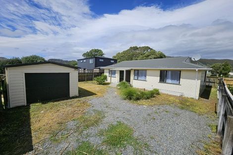 Photo of property in 34 Reynolds Street, Taita, Lower Hutt, 5011