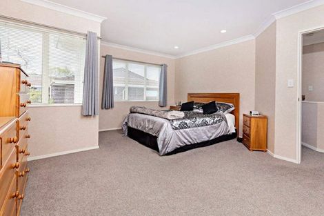 Photo of property in 3a Somerville Road, Shelly Park, Auckland, 2014