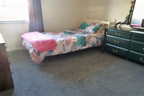 Photo of property in 12 Smith Street, Dannevirke, 4930