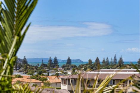 Photo of property in 33 The Ritz, Orewa, 0931