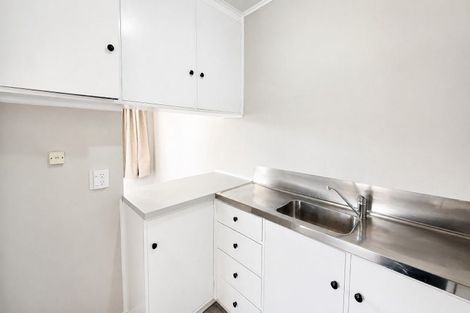 Photo of property in 7/10 Trevethick Grove, Woburn, Lower Hutt, 5010