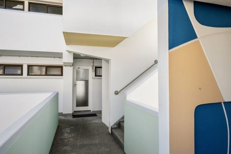 Photo of property in 10/4 Claremont Grove, Mount Victoria, Wellington, 6011