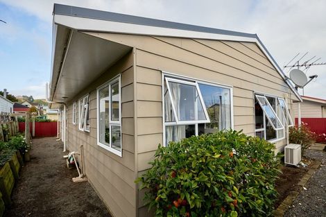 Photo of property in 34a Kotare Place, South Bay, Kaikoura, 7300