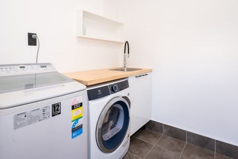 Photo of property in 225 Clifton Road, Te Awanga, 4102