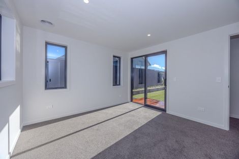 Photo of property in 3 Mount Prospect Lane, Wanaka, 9305