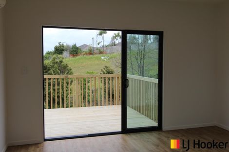 Photo of property in 9a Putiputi Way, Papakura, 2110