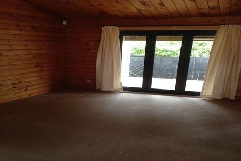 Photo of property in 87 Carnoustie Drive, Wattle Downs, Auckland, 2103