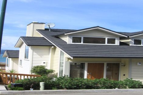 Photo of property in 5 Curnow Way, Kaiwharawhara, Wellington, 6035