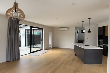Photo of property in 54a Santiago Crescent, Unsworth Heights, Auckland, 0632