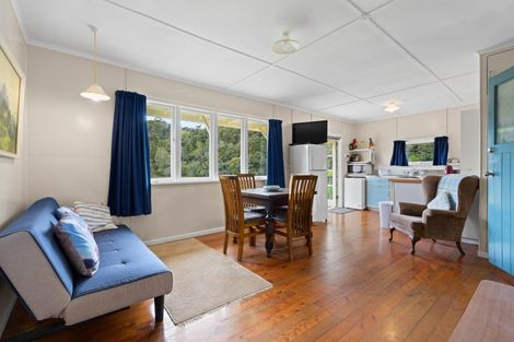Photo of property in 870 Matapouri Road, Matapouri, Whangarei, 0173