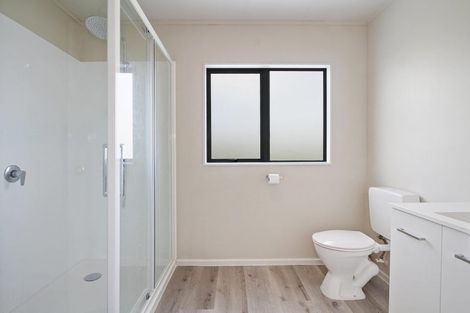 Photo of property in 518 Great South Road, Rosehill, Papakura, 2113