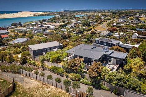 Photo of property in 40 Moir Point Road, Mangawhai Heads, Mangawhai, 0505