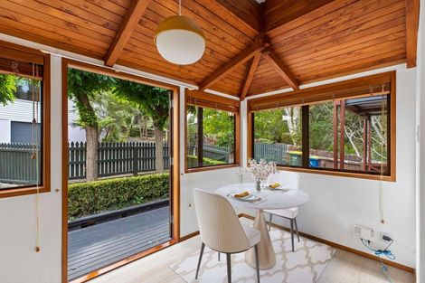 Photo of property in 58a Lantana Road, Green Bay, Auckland, 0604