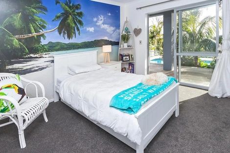 Photo of property in 12 Haseler Crescent, Howick, Auckland, 2014