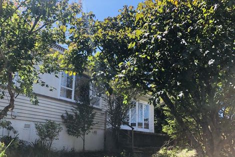 Photo of property in 6 Palmer Avenue, Glen Eden, Auckland, 0602