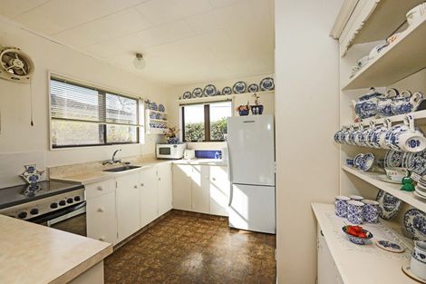 Photo of property in 1a Neeve Place, Taradale, Napier, 4112