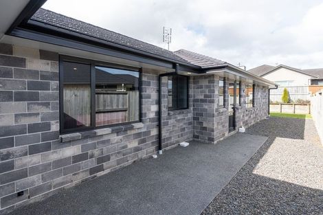 Photo of property in 74 Mataroa Crescent, Flagstaff, Hamilton, 3210