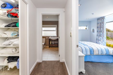 Photo of property in 6 Langlois Lane, Akaroa, 7520