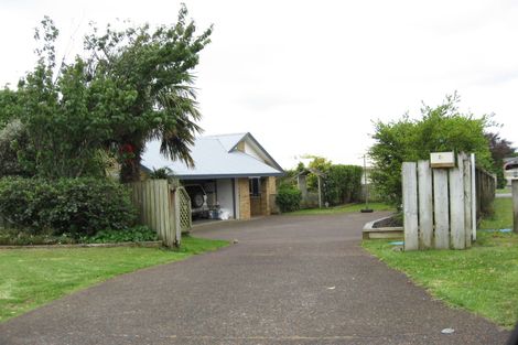 Photo of property in 8 Jackson Place, Pukekohe, 2120