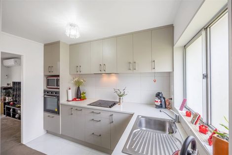 Photo of property in 5/98 Birkdale Road, Birkdale, Auckland, 0626