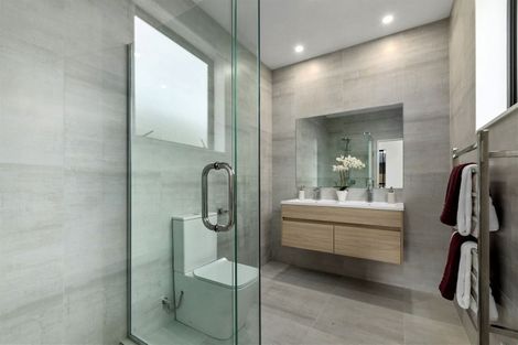 Photo of property in 3 Ropere Street, Kumeu, 0810