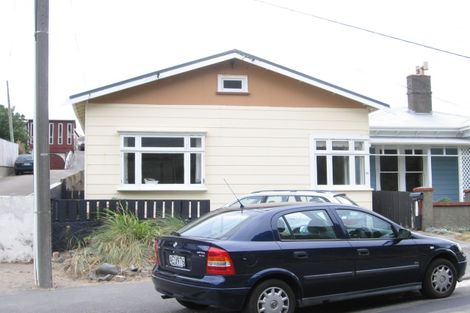 Photo of property in 16 Brighton Street, Island Bay, Wellington, 6023