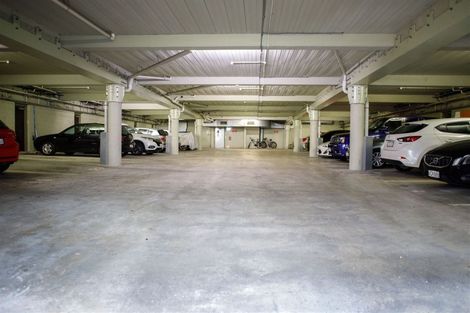 Photo of property in Mendosa Terraces Apartments, 3/9 Ebor Street, Te Aro, Wellington, 6011