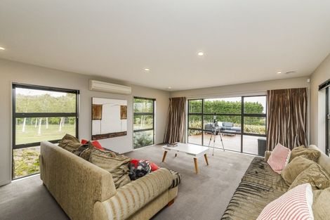 Photo of property in 47 Polson Hill Drive, Aokautere, Palmerston North, 4471