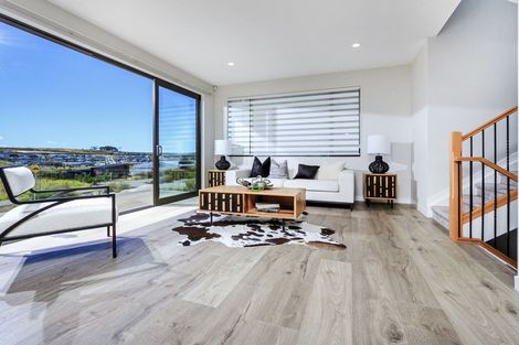 Photo of property in 24 Windlass Street, Long Bay, Auckland, 0630