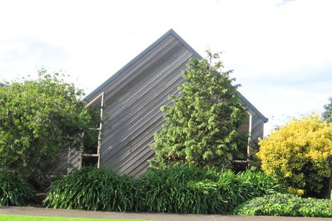 Photo of property in 45 Vivian Wilson Drive, Eastern Beach, Auckland, 2012