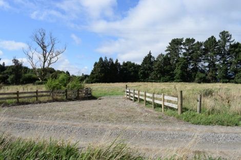 Photo of property in 27 Stratton Road, Muhunoa East, Levin, 5570