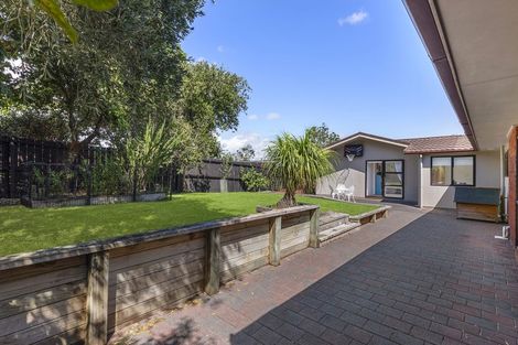 Photo of property in 66 Sunderlands Road, Half Moon Bay, Auckland, 2012