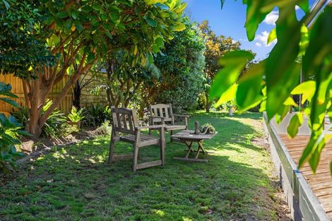 Photo of property in 32 Maesbury Close, Papamoa Beach, Papamoa, 3118