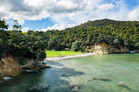 Photo of property in 1188e Tinopai Road, Tinopai, 0593