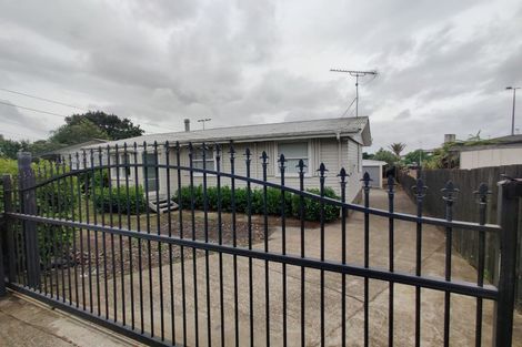 Photo of property in 92 Friedlanders Road, Manurewa, Auckland, 2102