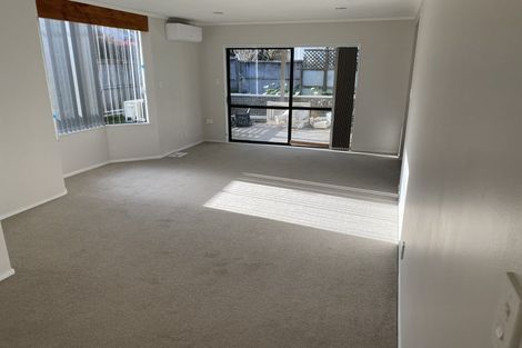 Photo of property in 1/138 Nile Road, Milford, Auckland, 0620