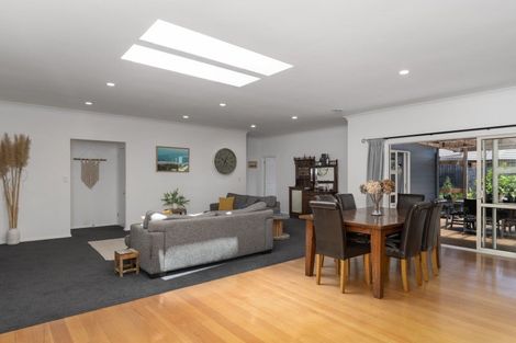 Photo of property in 28 Nautilus Drive, Papamoa Beach, Papamoa, 3118