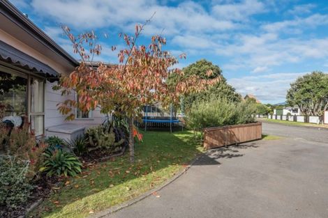 Photo of property in 5 Bahama Crescent, Paraparaumu Beach, Paraparaumu, 5032