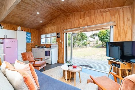 Photo of property in 320 Molesworth Drive, Mangawhai Heads, Mangawhai, 0505