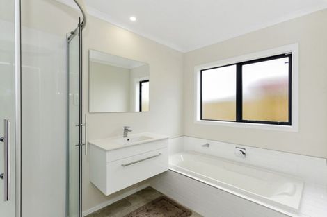 Photo of property in 36 Ridgedale Crescent, Flagstaff, Hamilton, 3210